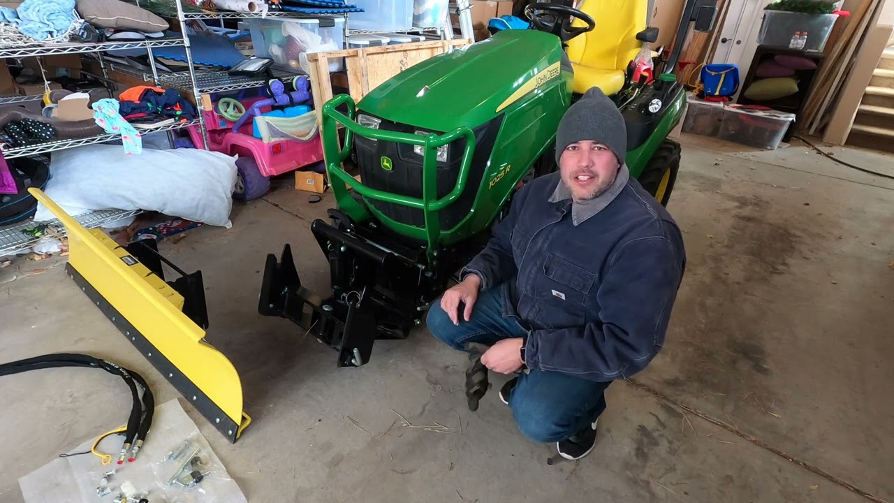 Установка комплекта для установки быстросъемной передней сцепки John Deere 1025R 1023E 1026R