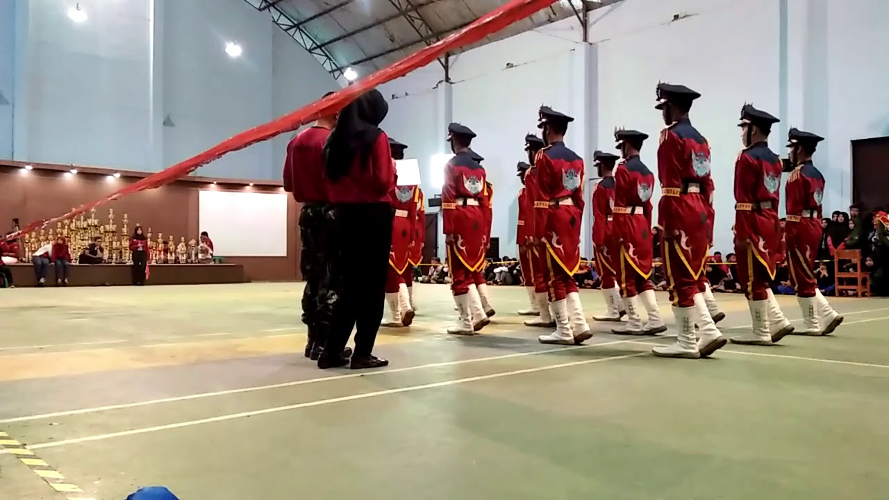 Merinding!!!!Paskibra SMK TEKNIKA CISAAT SUKABUMI tampil 