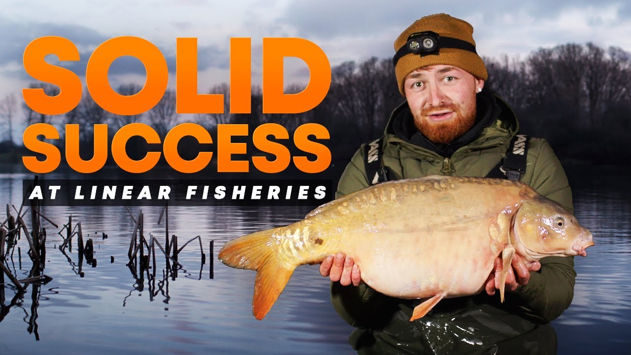 Solid (PVA Bag) Success at LINEAR FISHERIES! Carp Fishing Tips & Rigs! Mainline Baits Carp Fishing