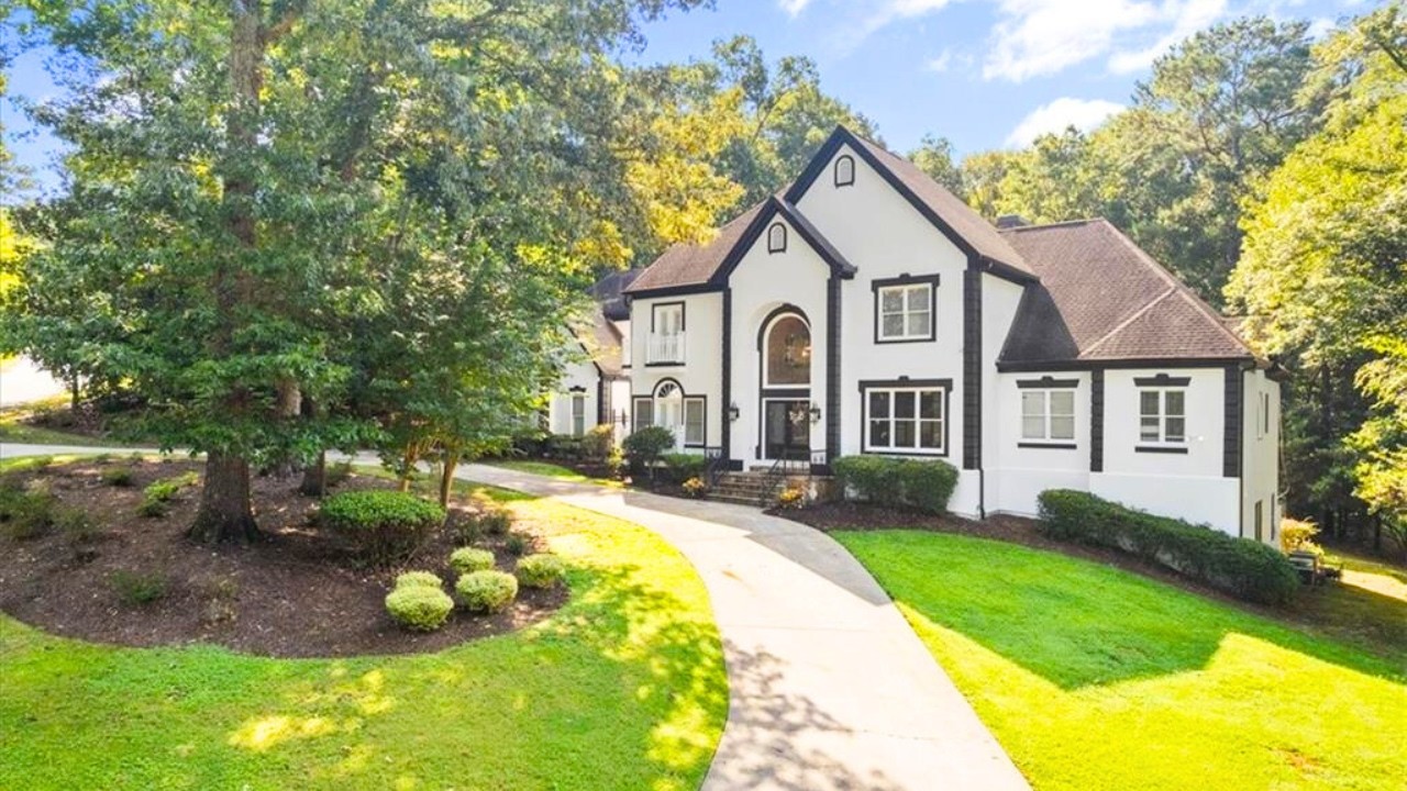 Inside this 10,000 SQFT Traditional Estate W/Cinema Room + 2 Kitchens + Gym + Massive Primary + Pool