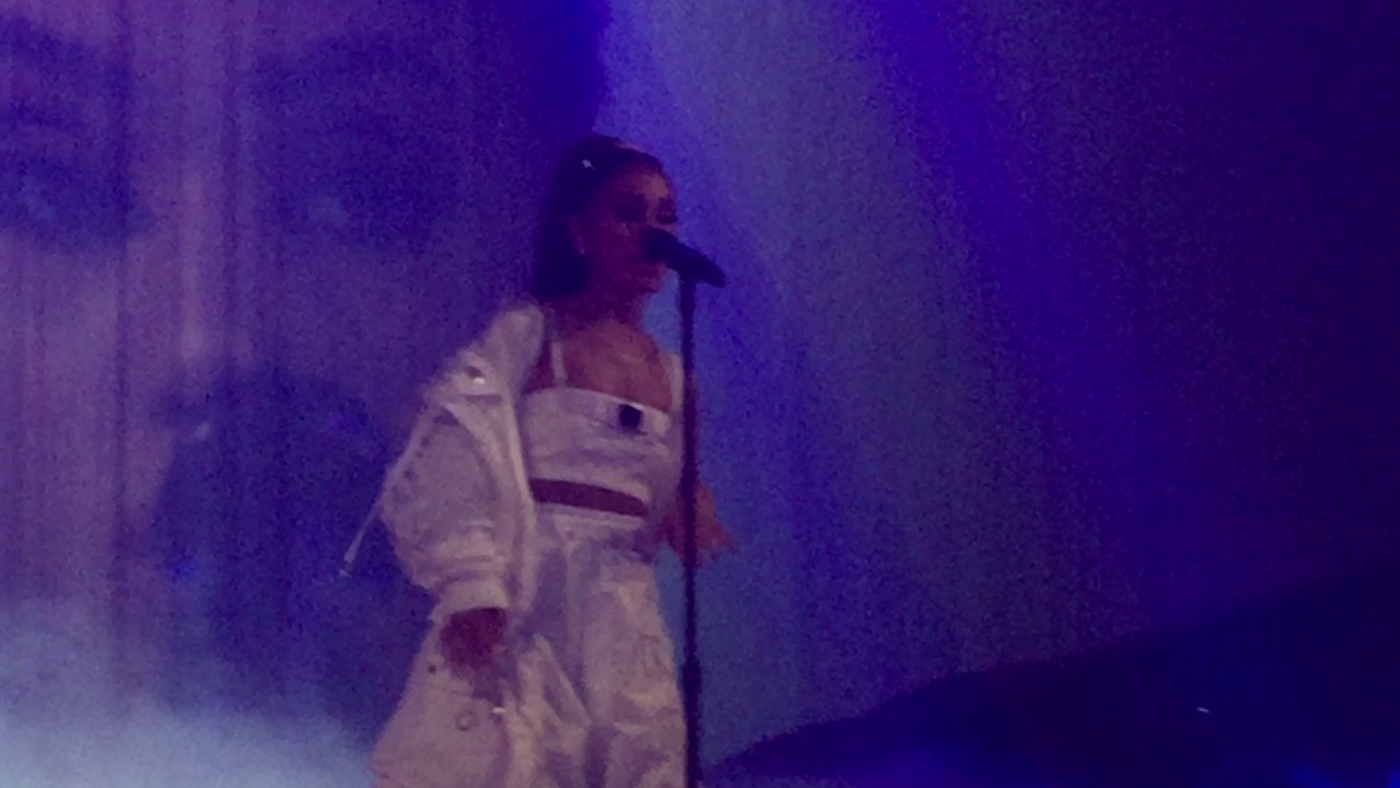 Ariana Grande 'Leave Me Lonely' Dangerous Woman Tour Night 2 at MSG 2/24/17