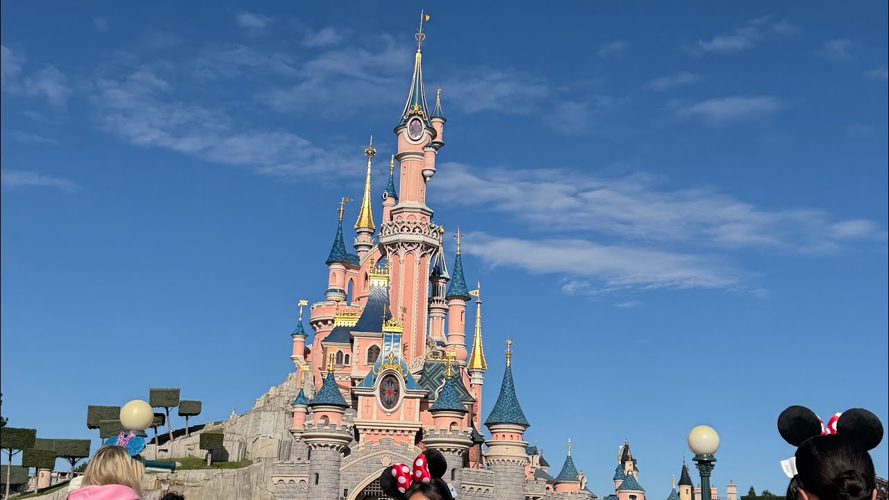 SEHARIAN DI DISNEYLAND PARIS!!