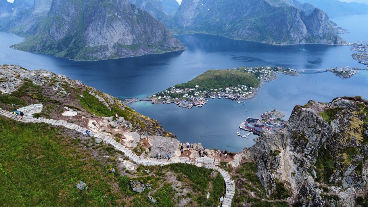 Reinebringen, isole Lofoten 14.07.2023 #djimavicmini2 #norway2023 #dji #norway #drone #droneitalia