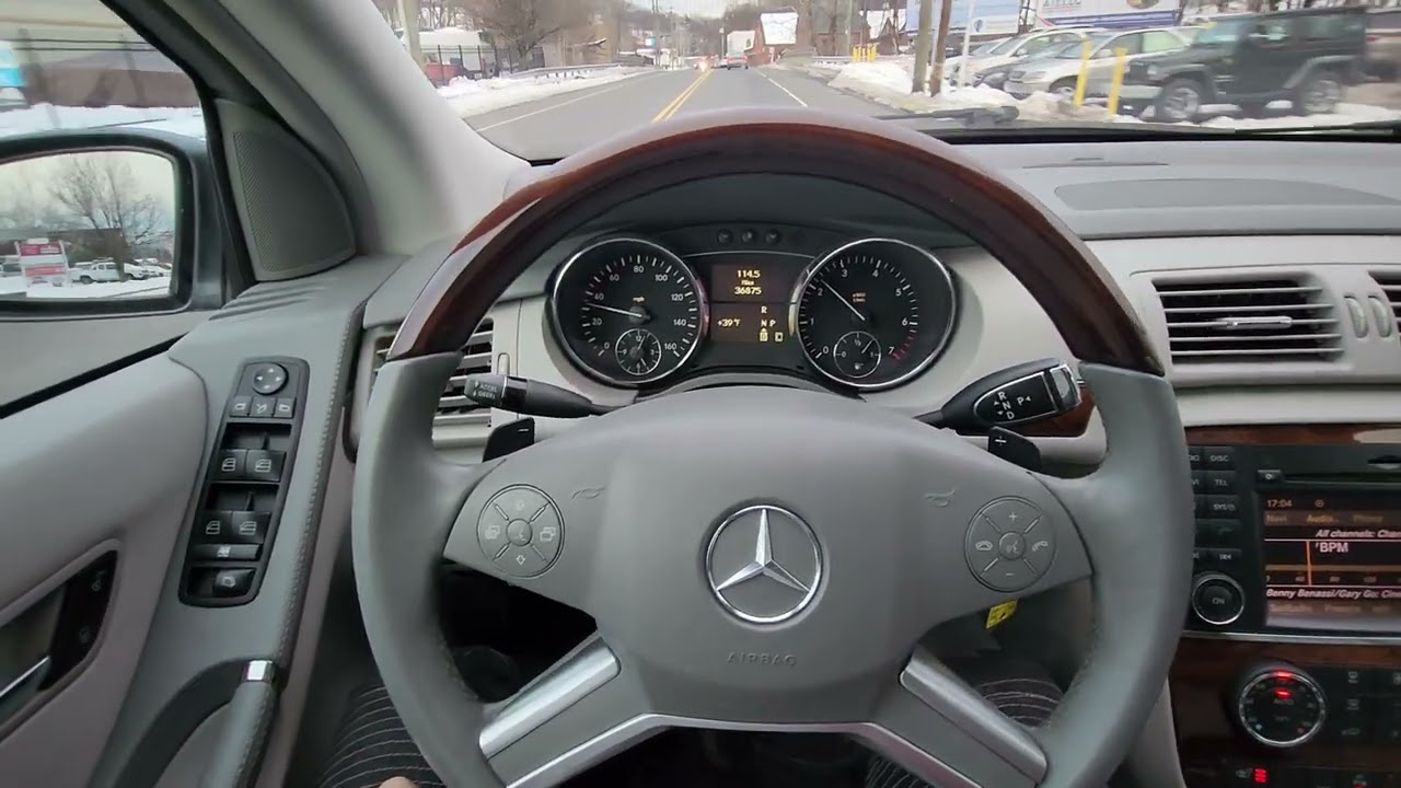 2010 Mercedes R350 4-Matic Walk around and Quick Test Drive