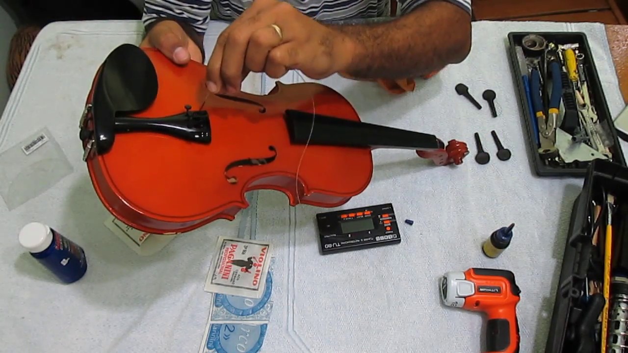 Manutenção e Troca de Cordas do Violino