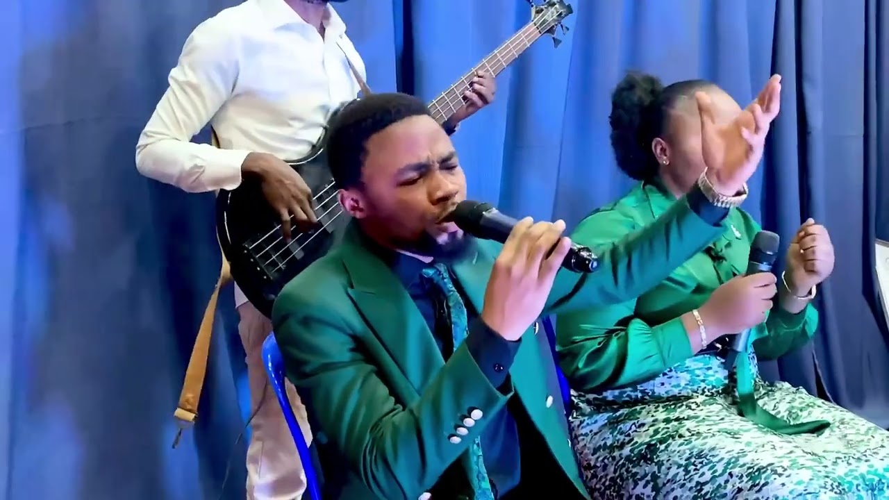CHANGE MA VIE CONVER RECORDING  AVEC PASTEUR LOUIS ANGE NYENGELE
