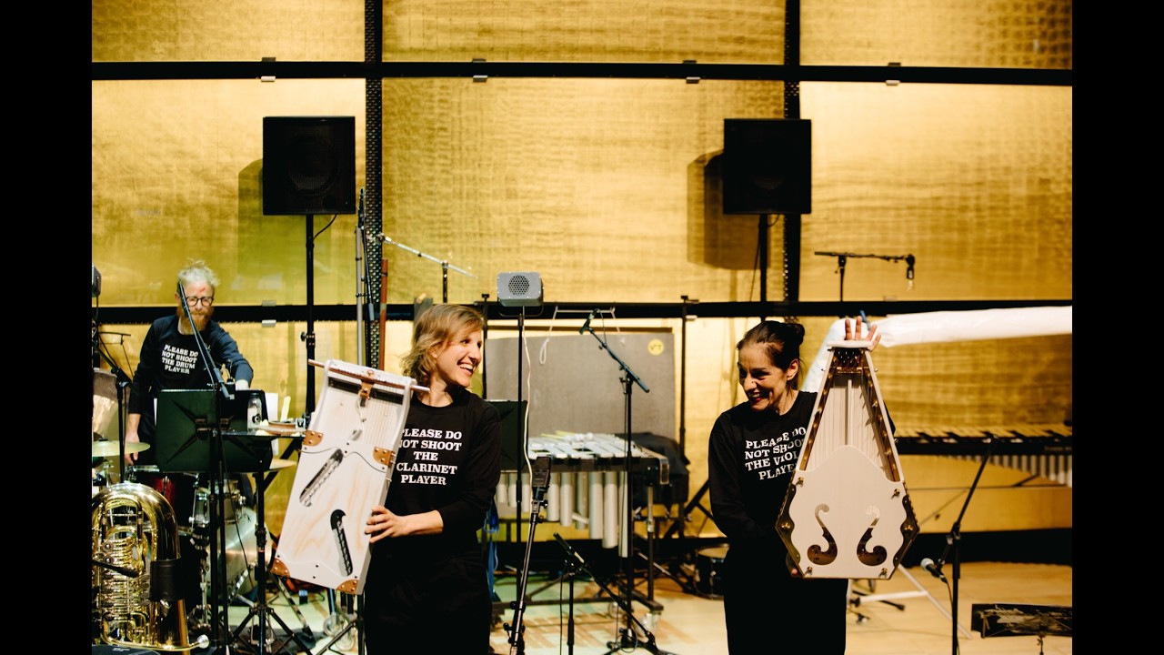 Patrizia Ruthensteiner - colpo d'ala (beat of wing)