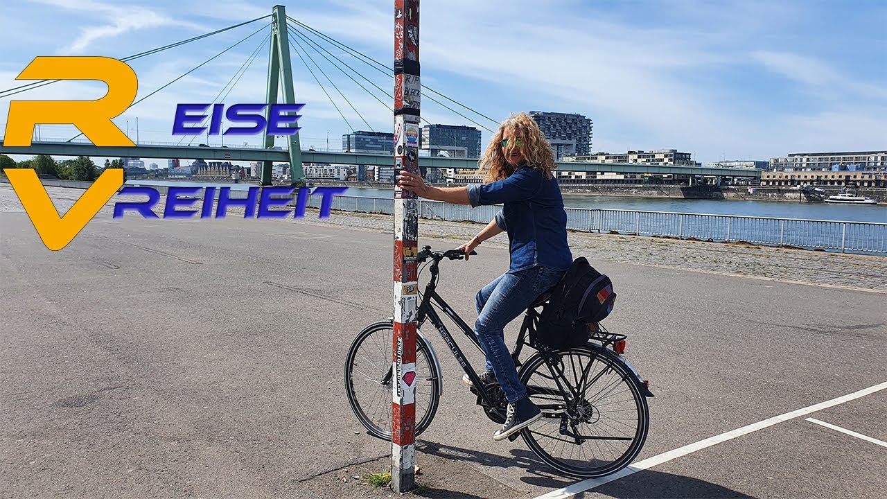 Mit dem Fahrrad bis nach Köln Zündorf und mit der Fähre über den Rhein. Urlaub in der Heimat.