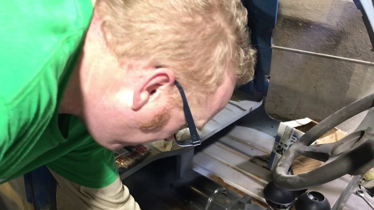 Classic Mini Pickup Restoration Ep86 - Bonnet Hinges