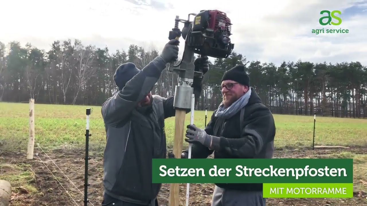 Zaunbau im Spreewald