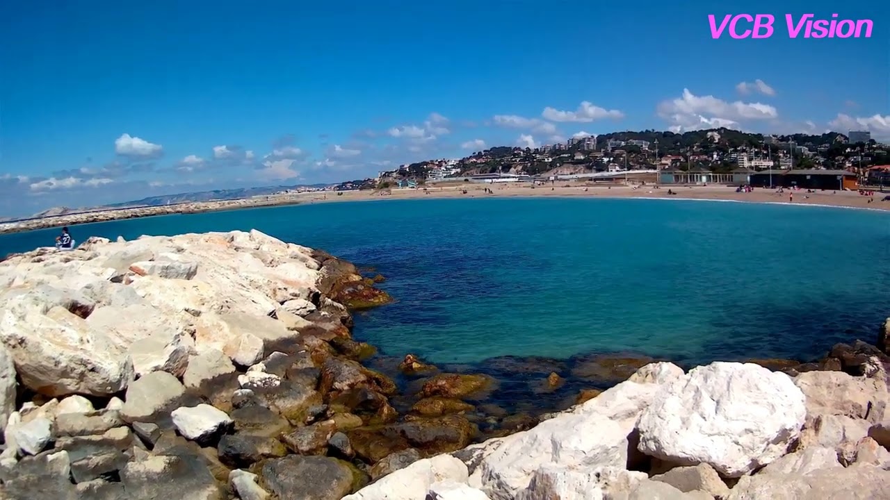 La plage du Prado d'un jour très calme, l'été 2023