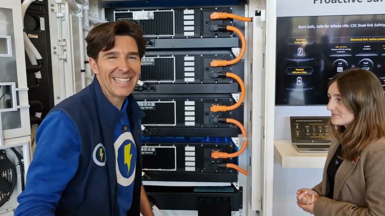 Embajador Fusionsolar: Domoelectra Nos Enseña la Batería LUNA2000-215-2S10