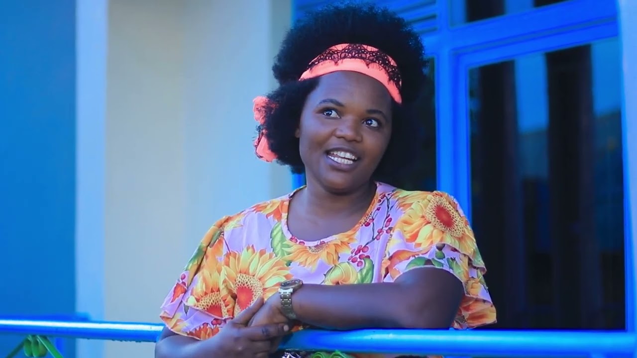 Josiane agarutse guhimbaza Imana mbega umunezero