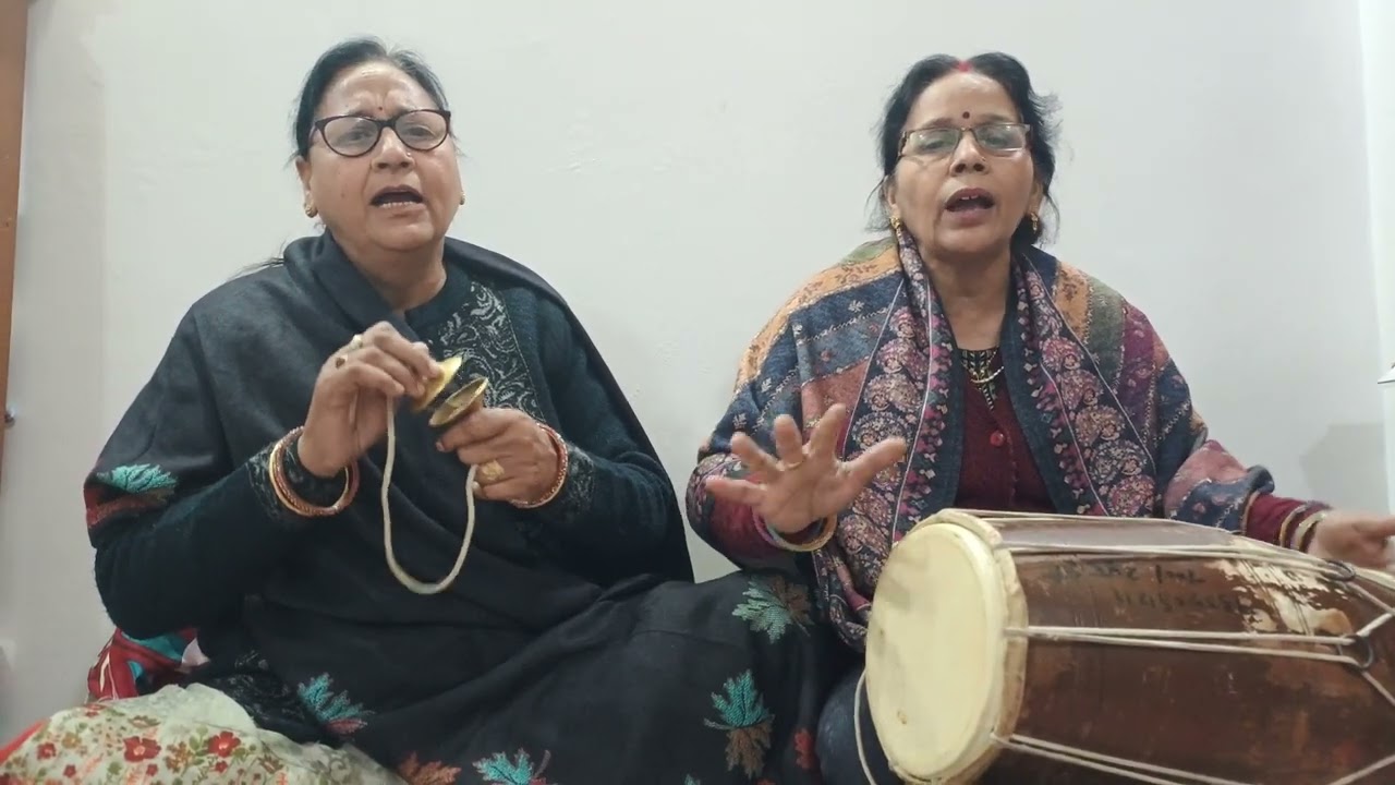 संभल के बैठ जा बेटी तुम्हे हल्दी लगानी है | Beautiful Haldi Song | Folk Song from Awadh