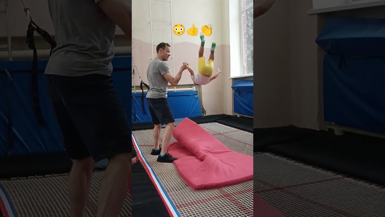 Somersault👍👏😲🤪 Baby gymnastics #shorts #baby #babygym #sports