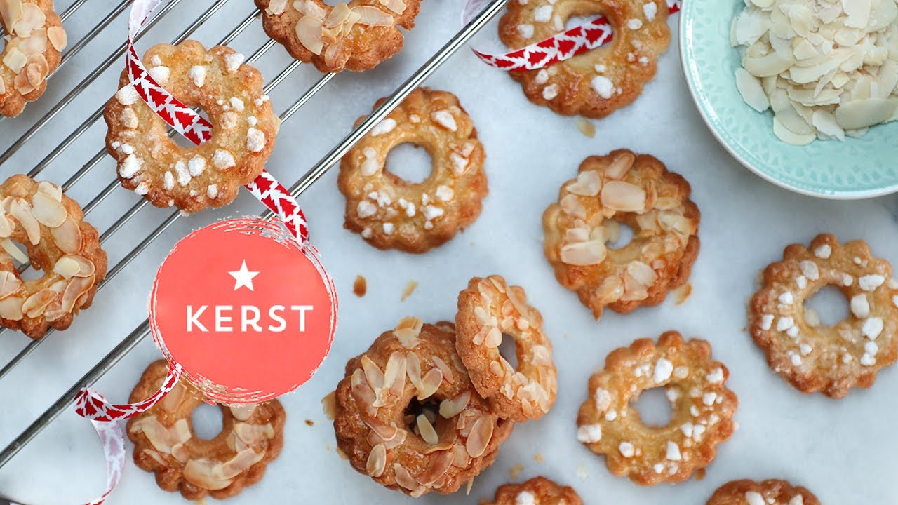 Kerstkransjes bakken | Alsof ze zo uit de winkel komen!