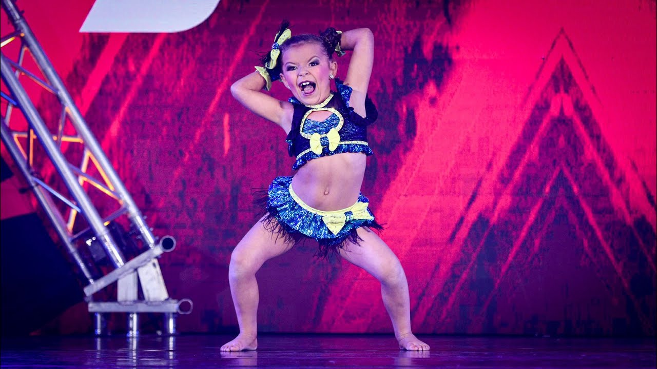 AnnaCameron McGlohorn - Dance Like Yo Daddy