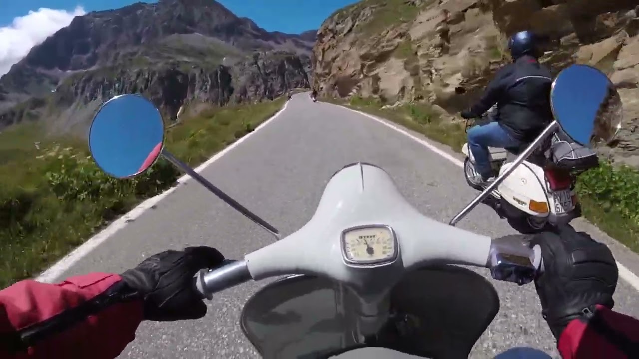 5 agosto 2023 - Salita pomeridiana al colle del Nivolet (Vespa VNB5)