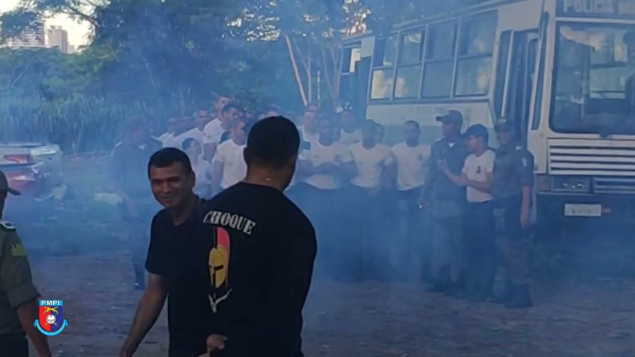 GÁS LACRIMOGÊNEO E ESPARGIDOR OC - Instruções sobre instrumentos de menor potencial ofensivo