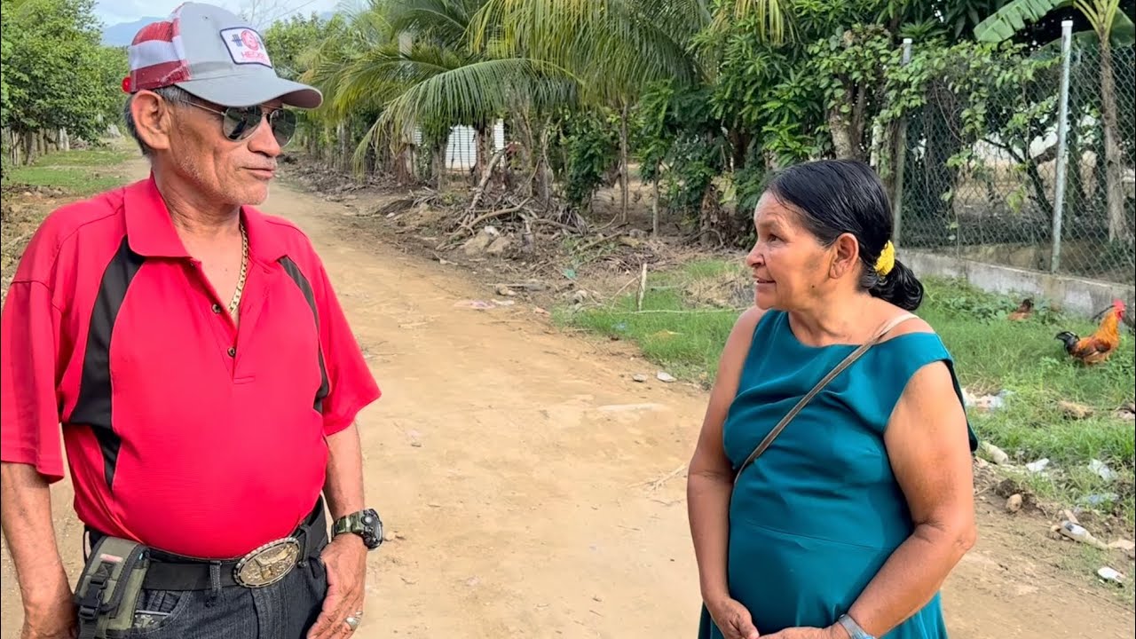 T&iacute;a Mauda y T&iacute;o Maco la Pareja M&aacute;s T&oacute;xica de Honduras..😂😂