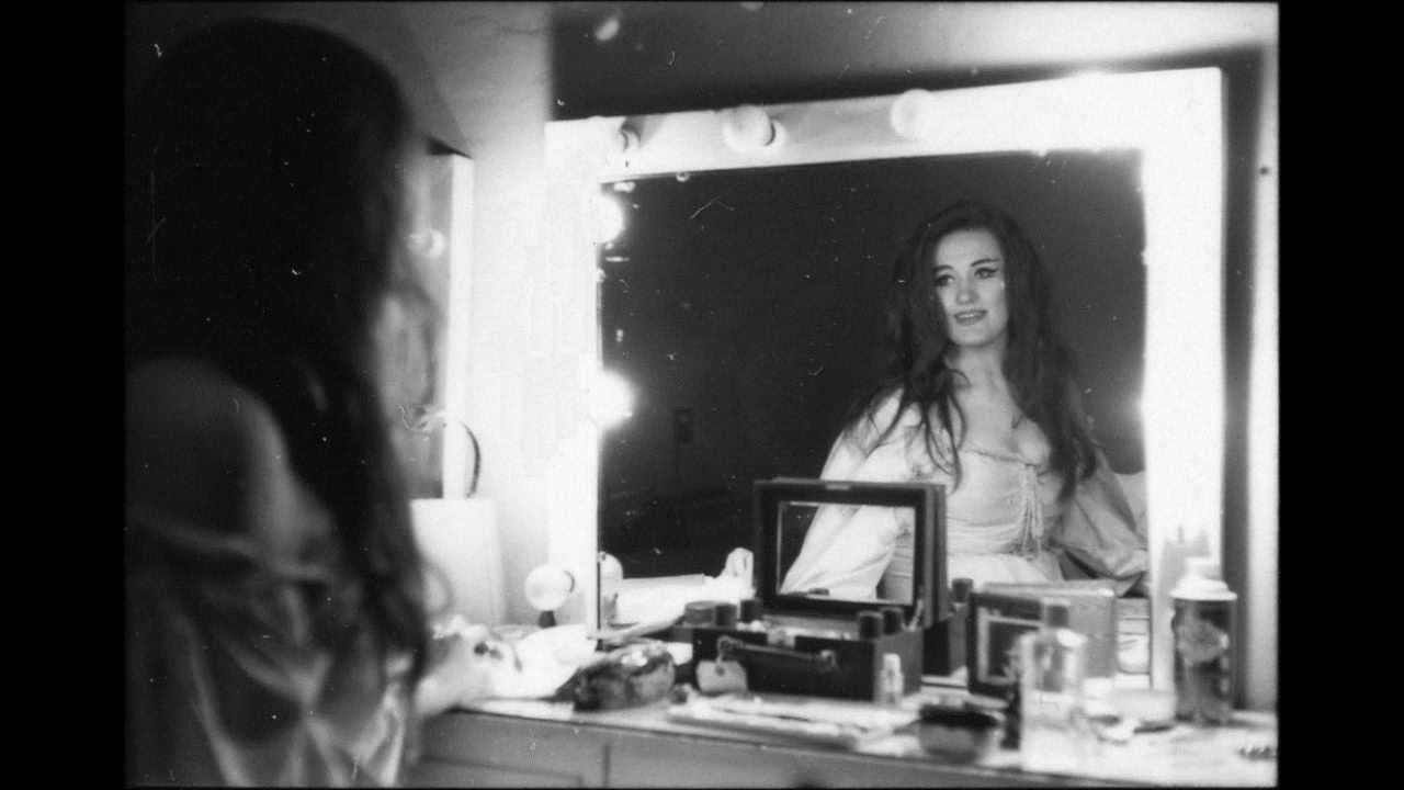 Joan Sutherland - High Es & Fs (July 28, 2011)