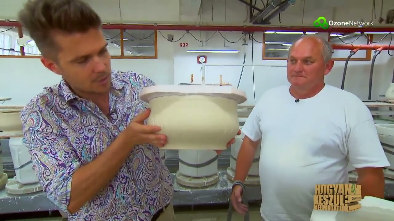 Hogyan k&eacute;sz&uuml;l? Megmutatjuk! Holl&oacute;h&aacute;zi porcel&aacute;n | 2016
