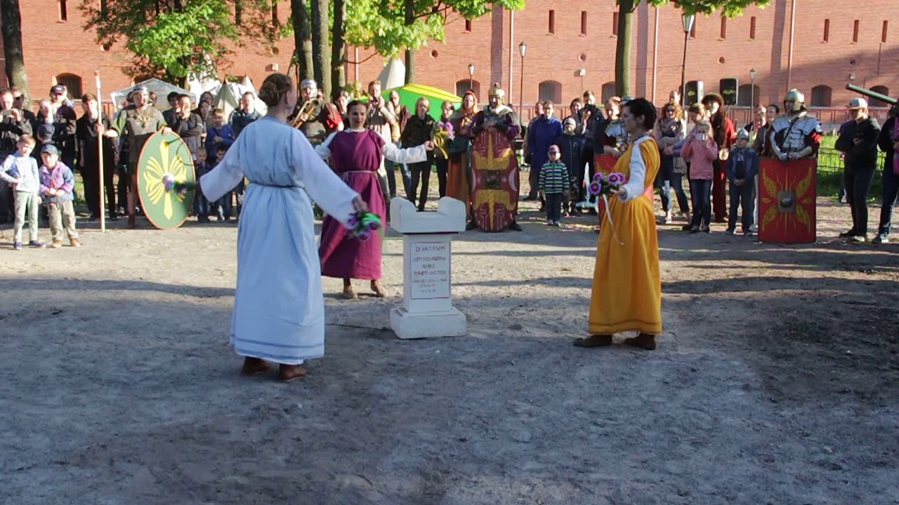 Ритуальный танец в честь Бахуса / Ritual dance in honor of the god Bacchus