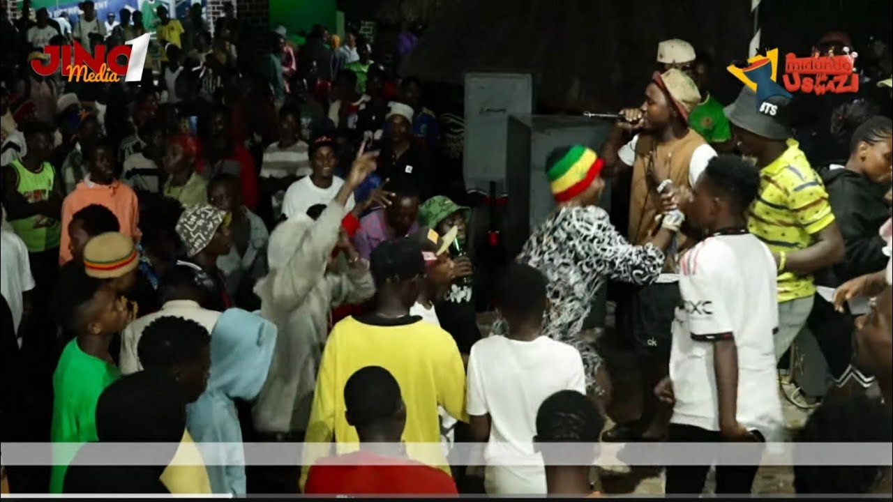 MAN LOVE KWENYE WHITE PARTY YA DJ RAMA K MTONI BAR HII NI MIDUNDO YA USWAZI LIVE SHOW