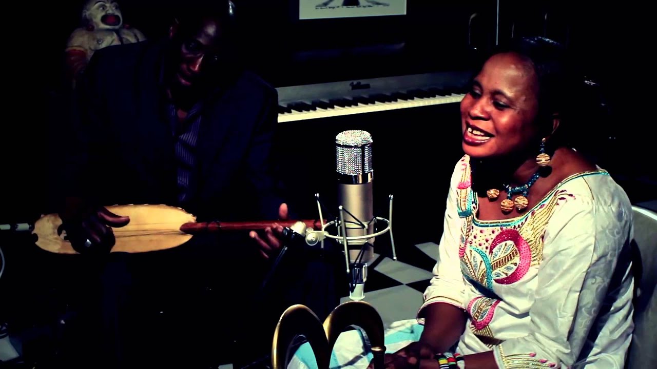 Djeneba Seck / Live in Studio (Signal Kitchen Presents)