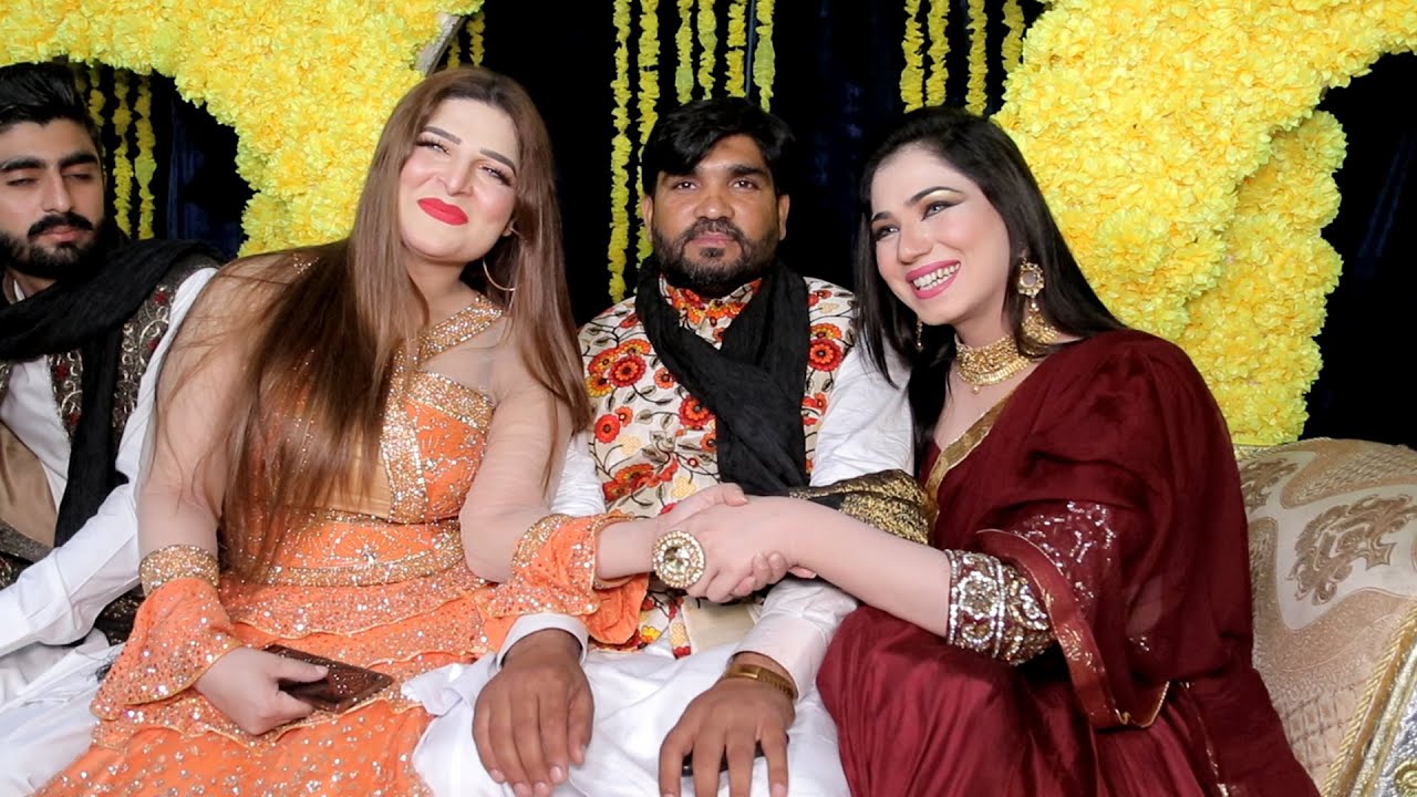 Mehak Malik | Chahat Baloch | Show Entry 2021 | Shaheen Studio
