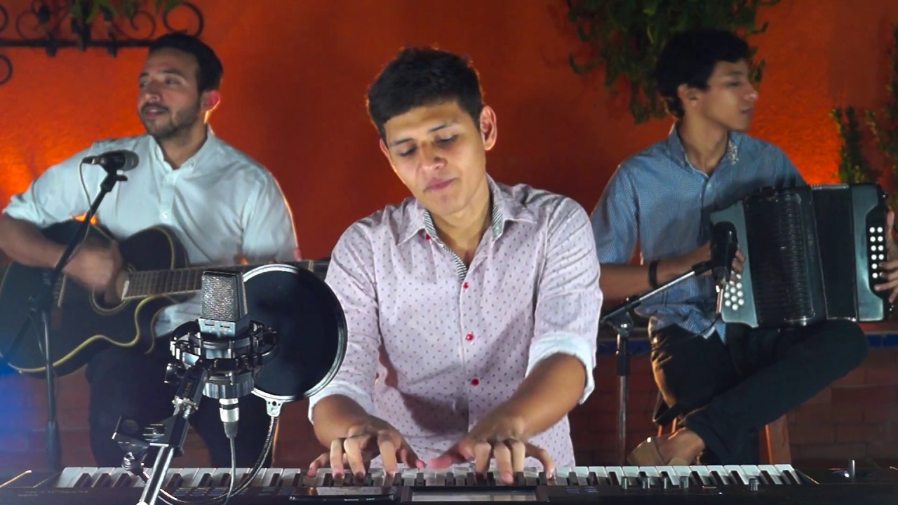 Así Me Hizo Dios | Diomedes Diaz - Freddy Zuluaga (Cover)