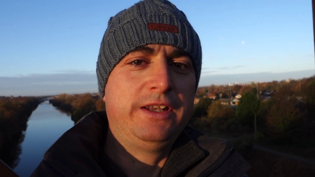 Canon SX740 HS Zoom ( 118 m, 1120 m, 2.574 m, 29.8 km + Hold )