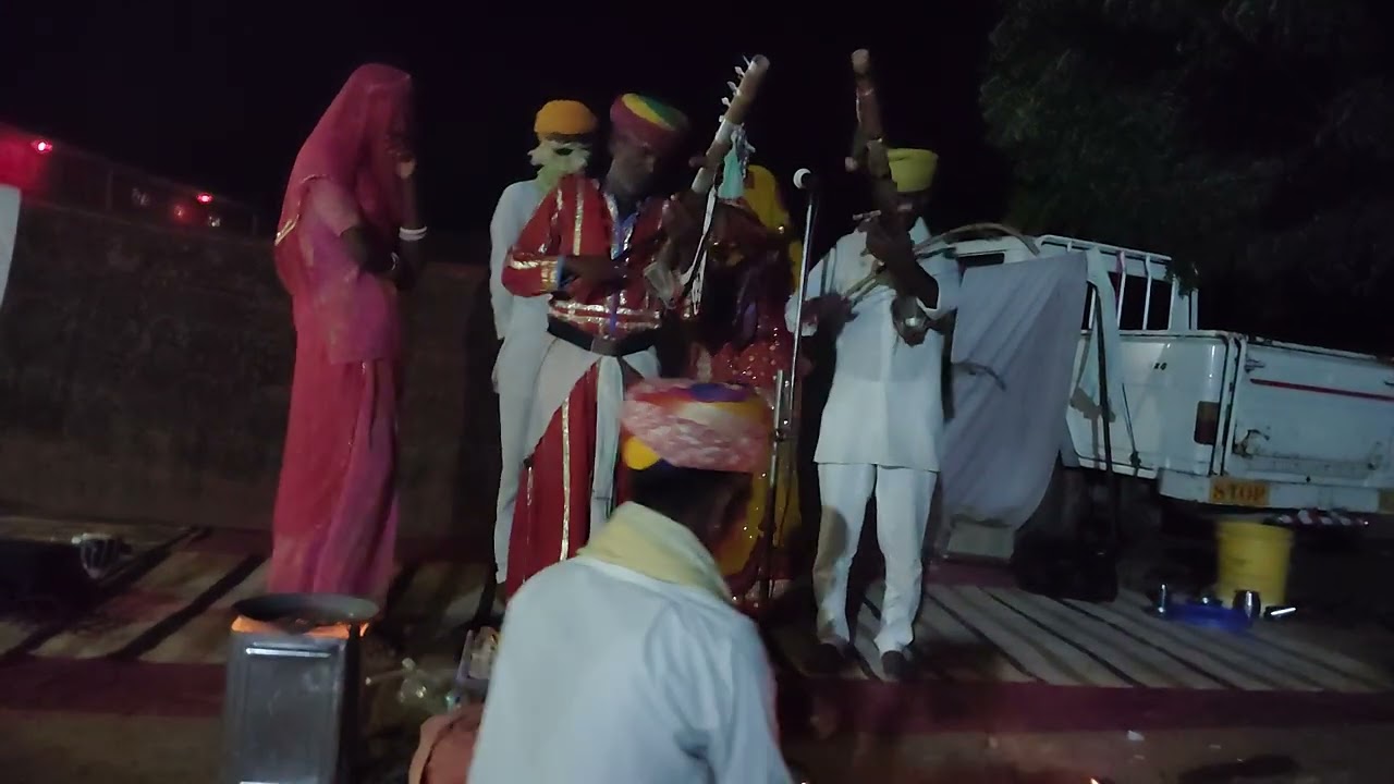 मदन राम भोपा पार्टी: ग्राम: बेगड़ियां, तहसील ओसियां जिला जोधपुर। मो. 7023065760