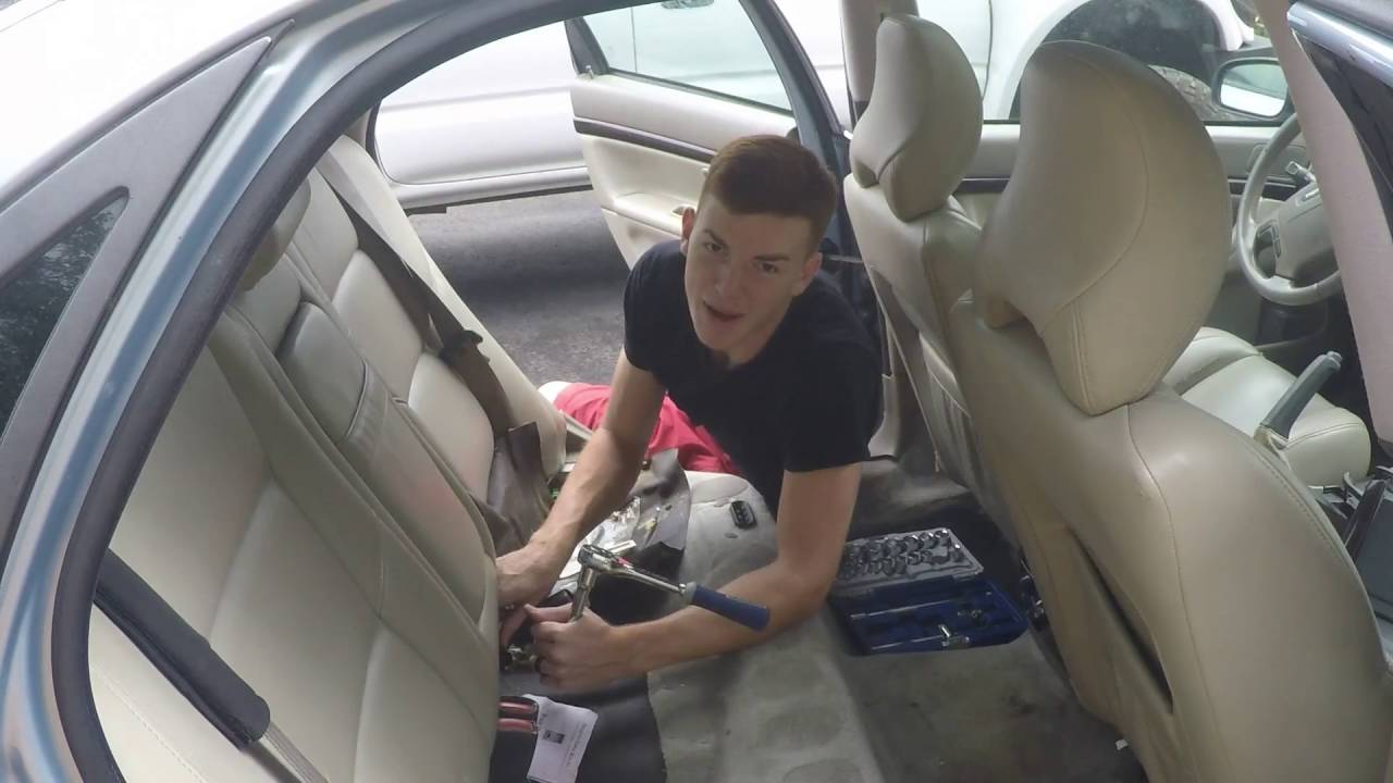 2000 Volvo s80 Interior Swap - Part 1: Rear Seats and Deck