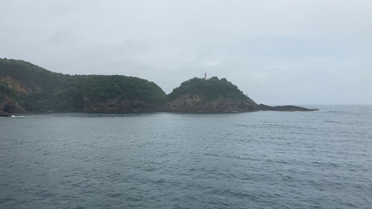 隠岐汽船フェリー 船窓 七類港→西郷港/ 七類港900発(おき)
