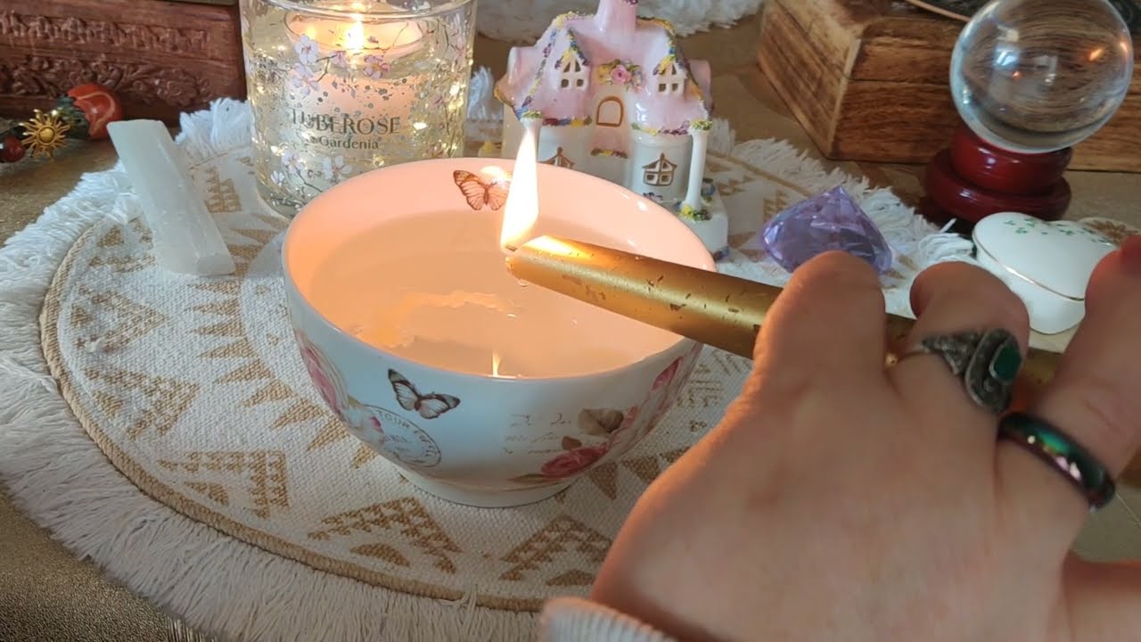 KTOŚ LUB COŚ Z PRZESZŁOŚCI  POWRÓCI, SZCZEGÓŁY ZDROWOTNE 🪄💫🔮🕯️🕯️🕯️CANDLE WAX