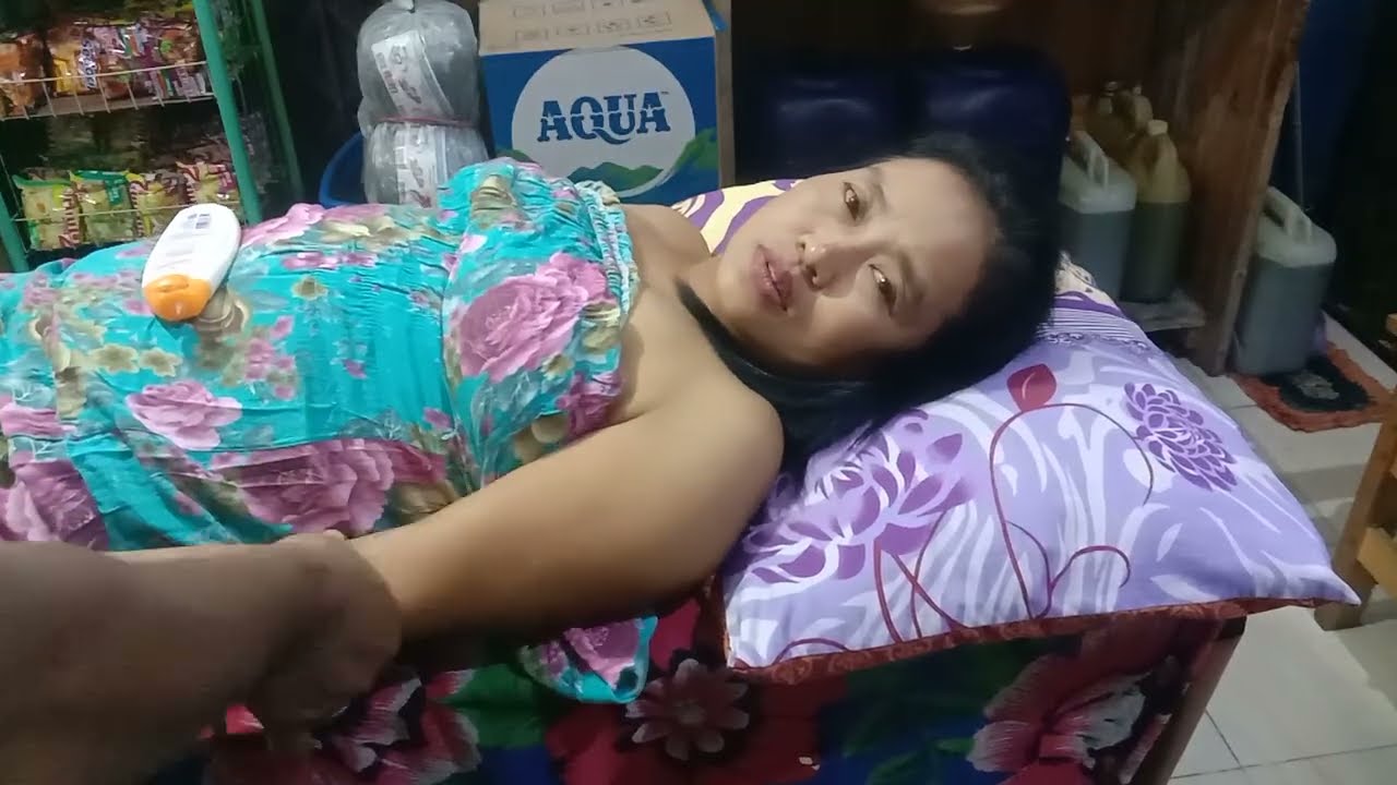 TUKANG PIJAT GADUNGAN MEMANG PALING BISA MEYAKINKAN PASIENNYA