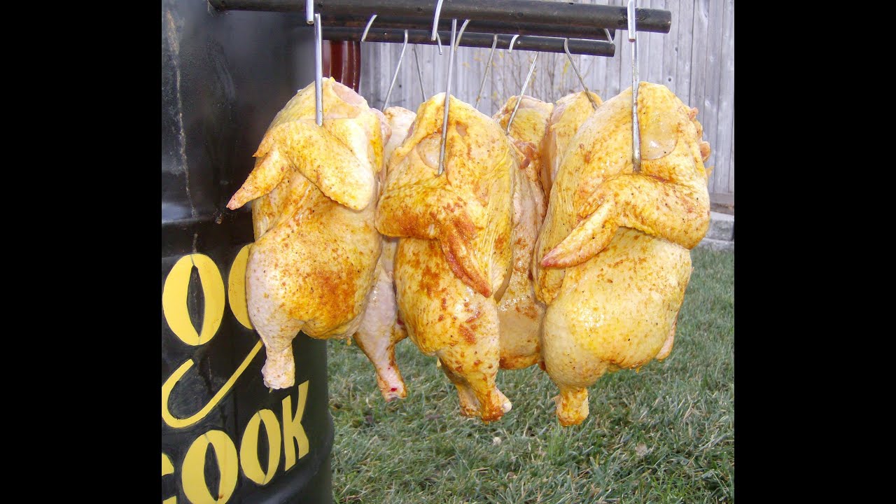 Коптильня барабанного типа UDS Ugly Drum Smoker Half Chickens в стиле Hook & Cook