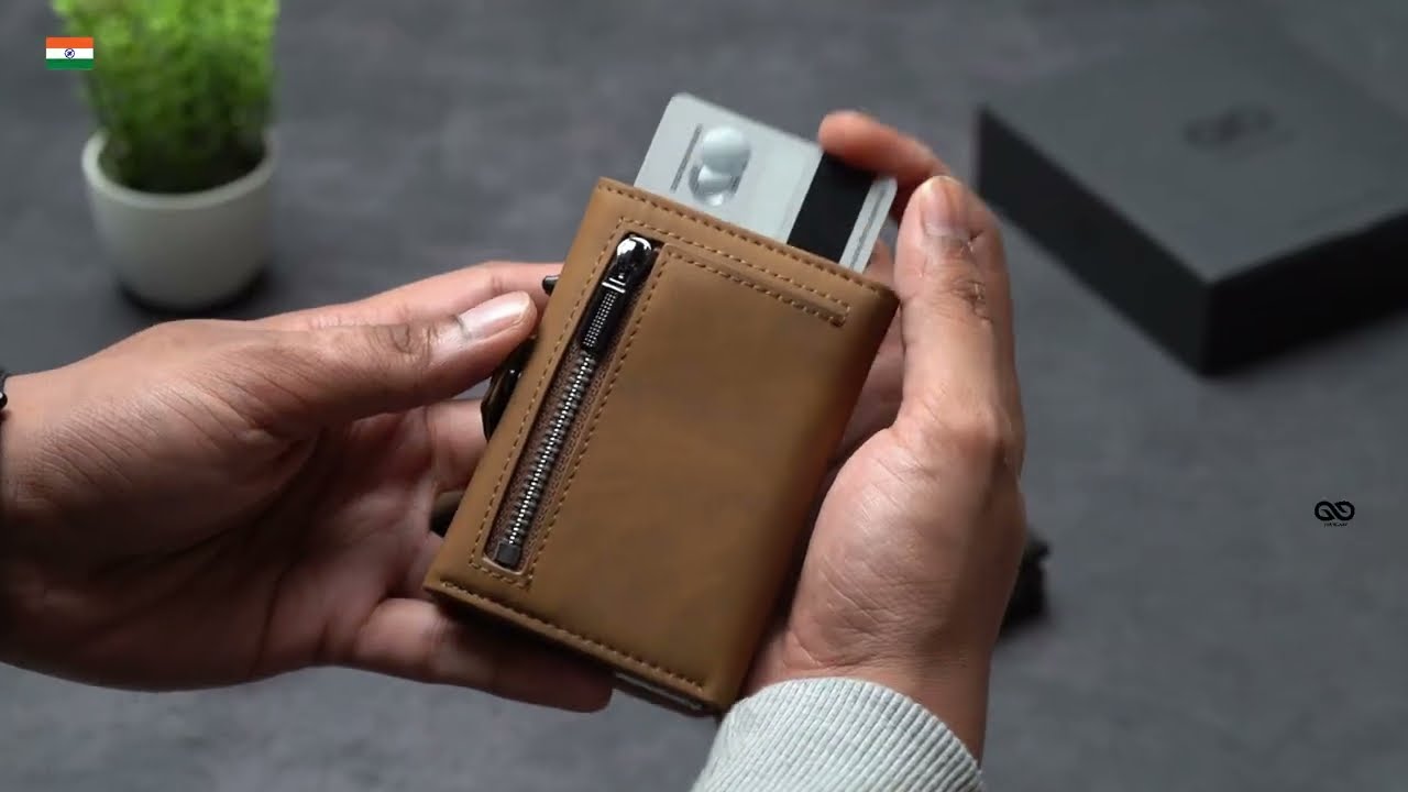 Premium Leather Men's Wallet (Card & Cash Holder)