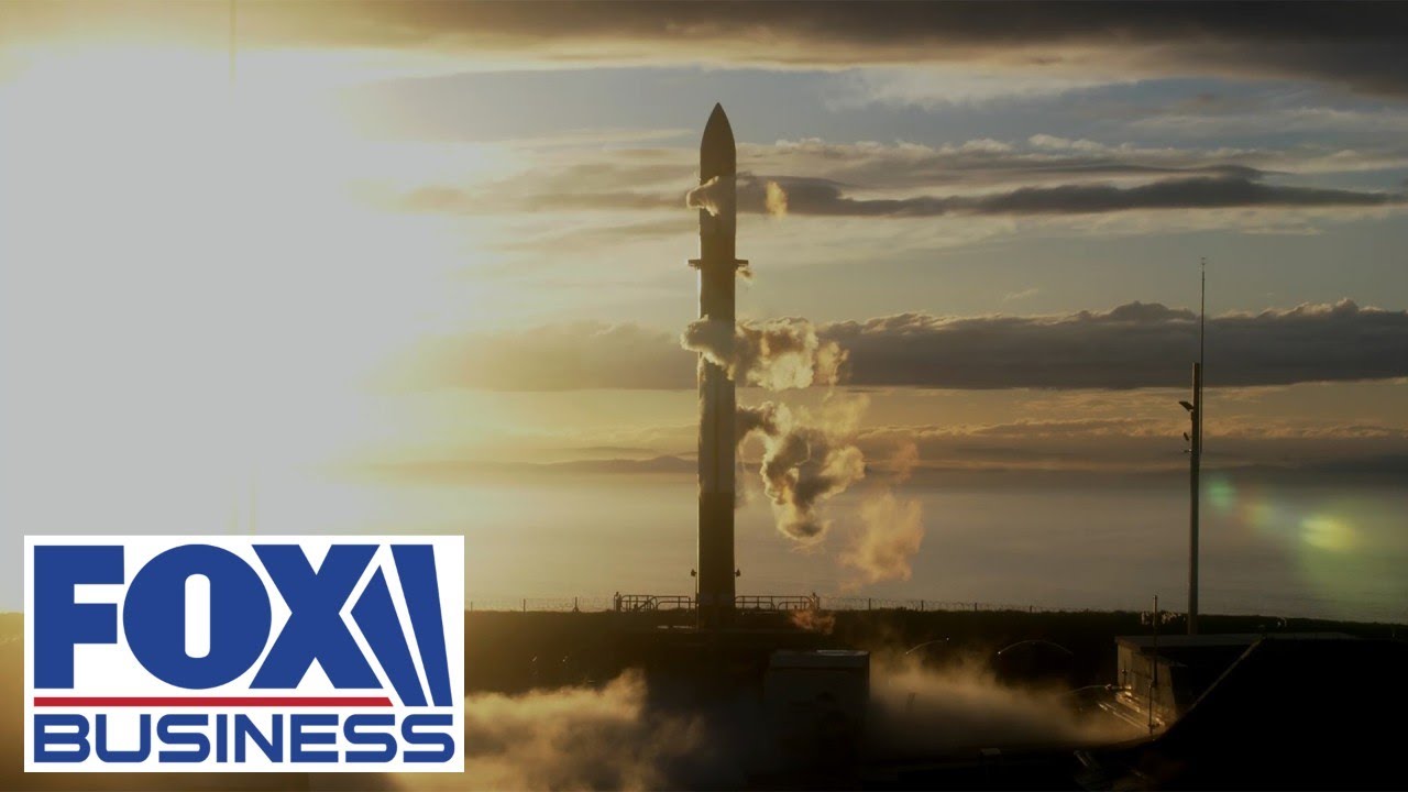 'LIVE, LAUGH, LAUNCH': SpaceX's competitor aims to 'make everybody proud'