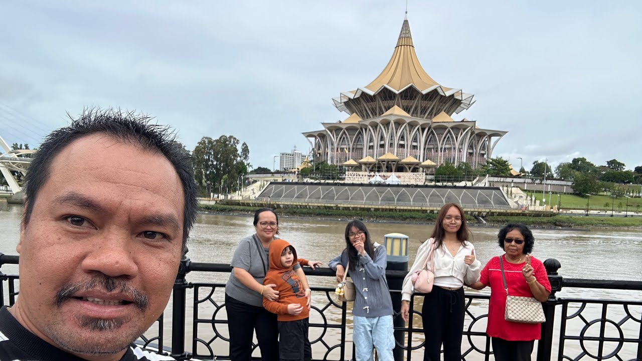 SHORT VISIT TO KUCHING WATERFRONT AND INDIA STREET || SARAWAK