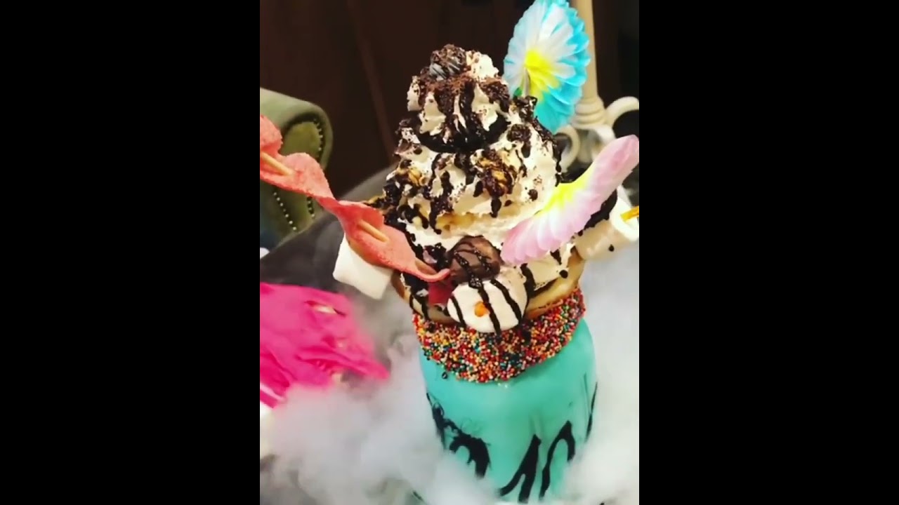 Детский мастер класс по приготовлению коктейля CRAZY SHAKE. ТЦ Эдельвейс Экомания Железнодорожный