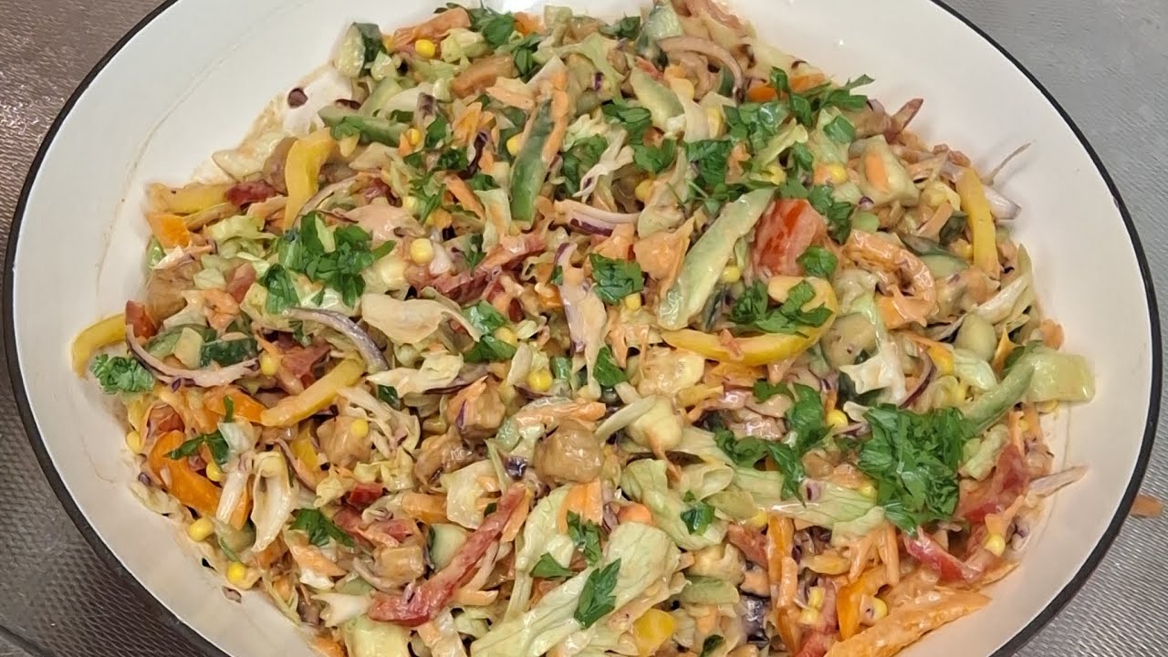 Delicious salad, everyone wants more /#delicious #viralvideo #healthy #easyrecipe 