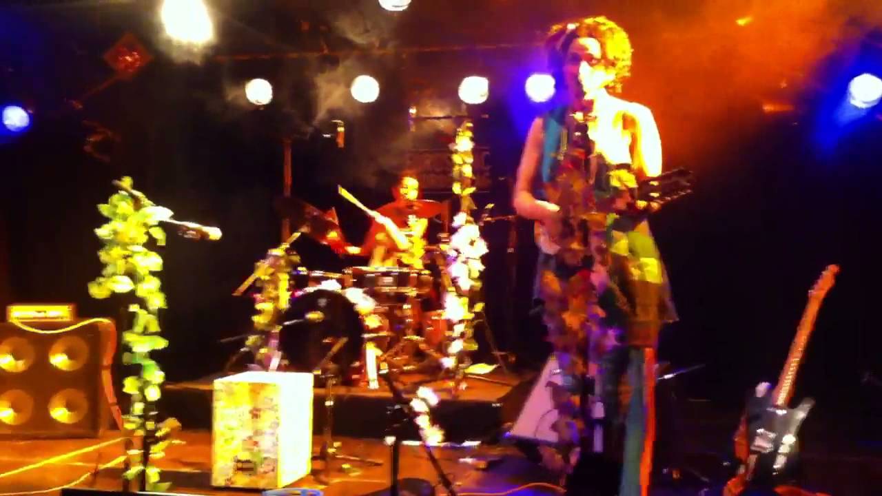 honeybird & the birdies - aide aide de live @ eurosonic 2013, groningen