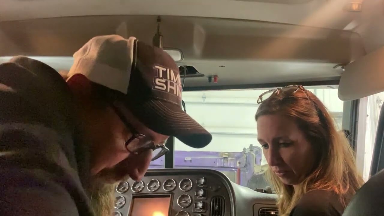 Установка фар кабины на Peterbilt и многое другое