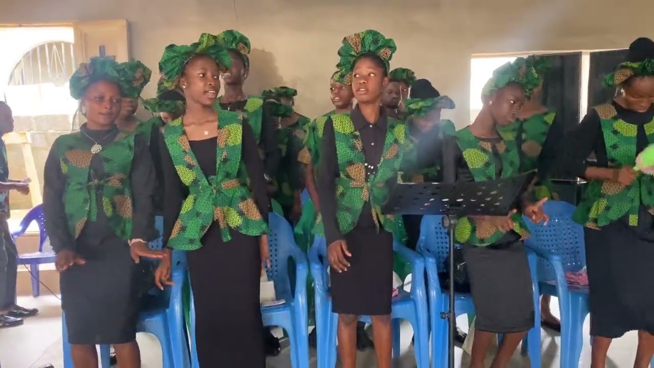 2025 Praise team led by Dn Alabi 