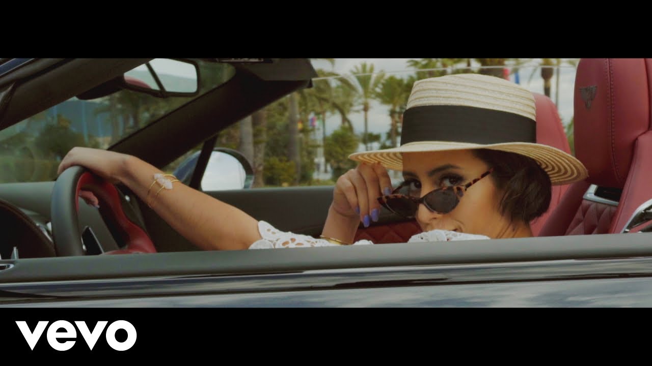 Moona - Mamma Mia (Clip officiel) ft. Kpoint