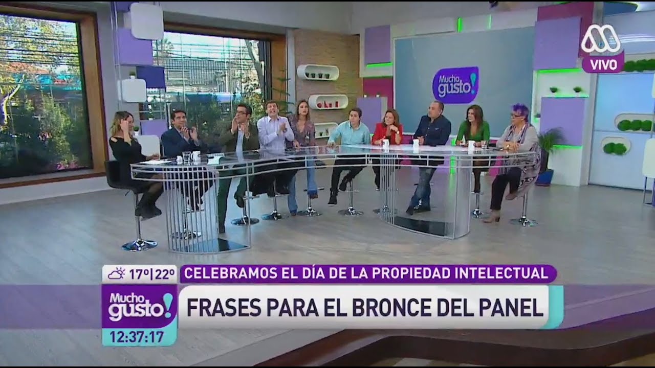 Las frases para el bronce del panel - Mucho Gusto 2016