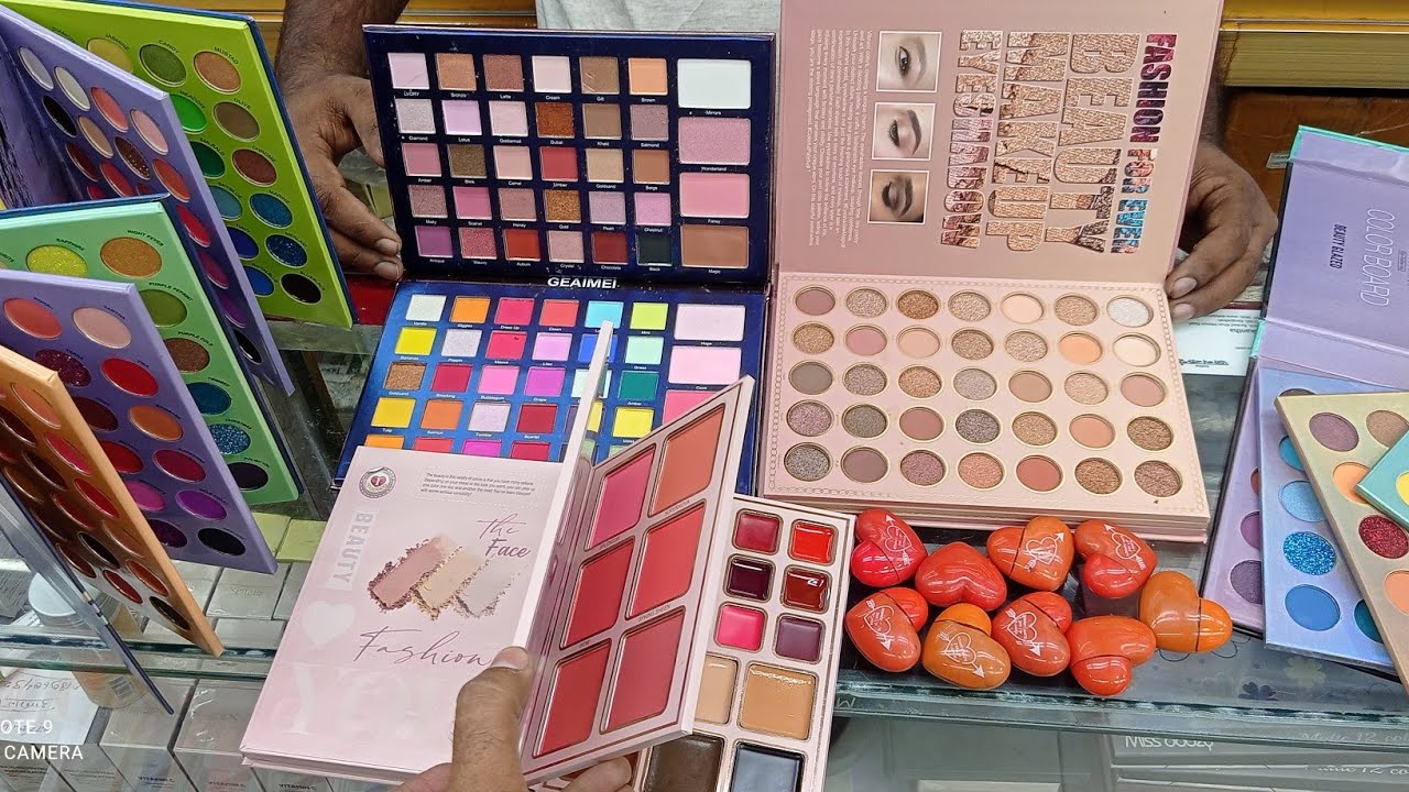 ফ্রি অফার সাথে থাকতে ভাইরাল 😱😱আইশ্যাডো প্লেট || Eyeshadow price in Bangladesh ||#eyeshadow #2024