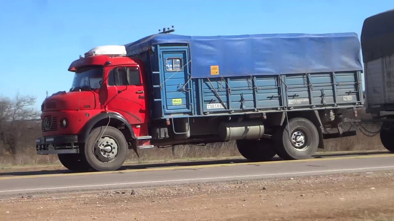 CAMIONES EN LA PAMPA 38